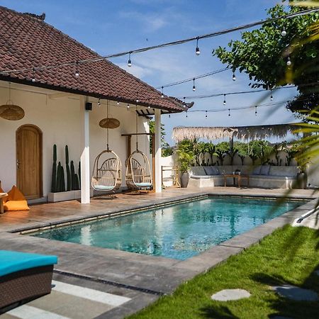 Shaka Clan Surf Hotel Canggu  Exterior photo