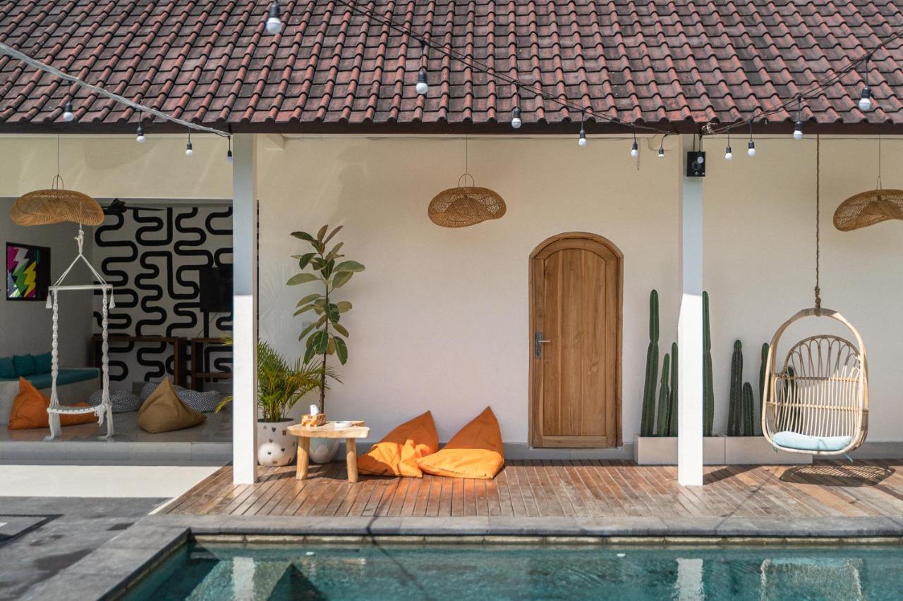 Shaka Clan Surf Hotel Canggu  Exterior photo