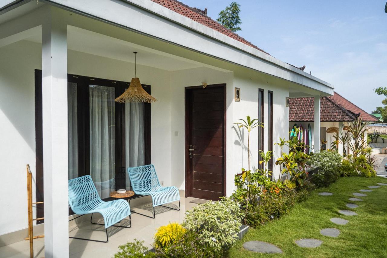 Shaka Clan Surf Hotel Canggu  Exterior photo